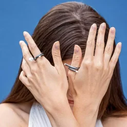 Artystyczny pierścionek z kolekcji Parer