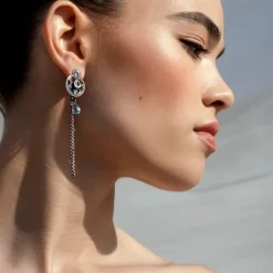 Asymetryczne, srebrne kolczyki z kolekcji Maroko