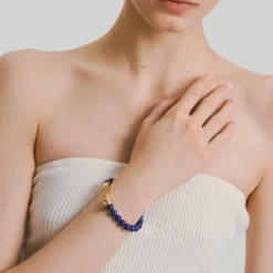 Bransoletka z koralami z lapis lazuli z kolekcji Orini