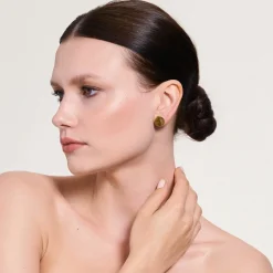 Delikatne kolczyki koła na sztyft z kolekcji Rundo