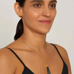 Delikatny naszyjnik z zawieszką z jadeitu z kolekcji Guatemala