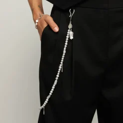 Długi, perłowy łańcuch z kolekcji Perle