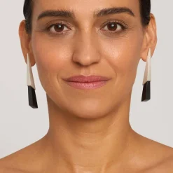 Długie kolczyki z czarnym jadeitem z kolekcji Guatemala