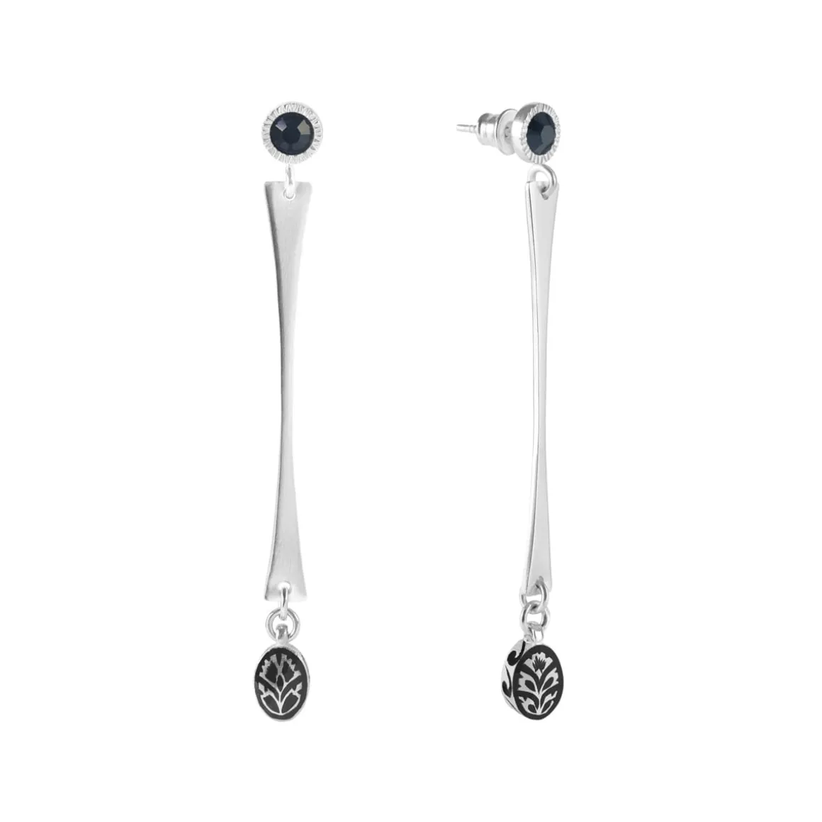 Długie, srebrne kolczyki z kolekcji Minakari