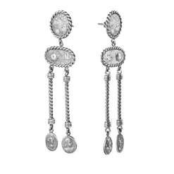 Długie, srebrne kolczyki z fragmentami medialonów z kolekcji Semios