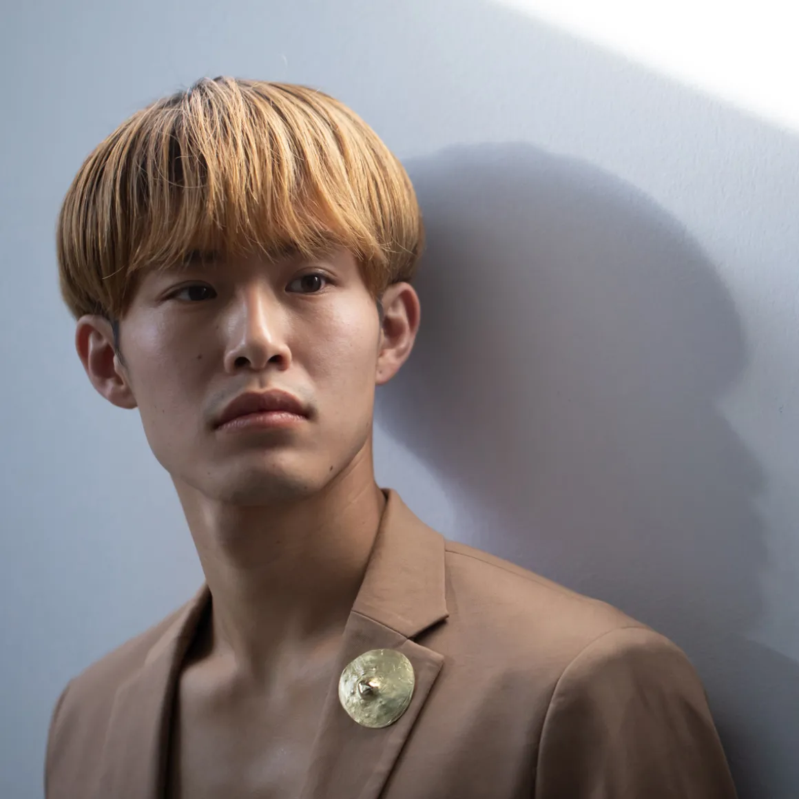 Duży pin sutek z kolekcji Body