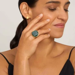 Geometryczny pierścionek z jadeitem z kolekcji Guatemala