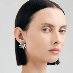 Gwiaździste, srebrne kolczyki z meteorytem z kolekcji Meteoros