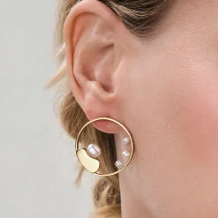 Kolczyki koła z perłami z kolekcji Parer