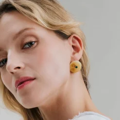 Kolczyki z bursztynem na sztyfcie z kolekcji Baltica