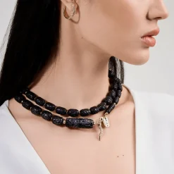 Limitowany drewniany naszyjnik w formie węża z kolekcji Kembali