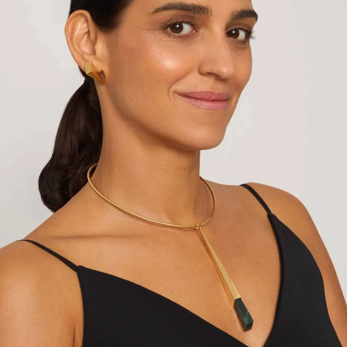 Naszyjnik kolia z zawieszką z jadeitu z kolekcji Guatemala