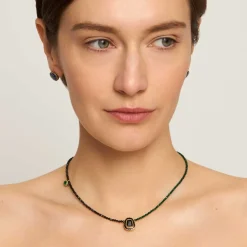 Naszyjnik z ciemną, dwustronną zawieszką z kolekcji Minakari