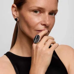 Okazały pierścionek z czarnym turmalinem z kolekcji Aurora