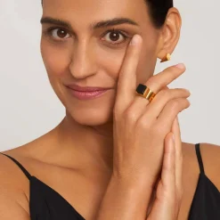 Pierścionek z czarnym jadeitem z kolekcji Guatemala