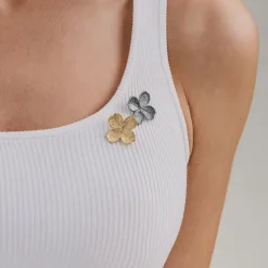 Pin z czterolistną koniczyną na szczęście z kolekcji Bery