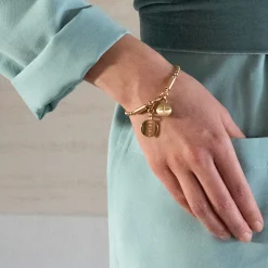 Pozłacana bransoletka na łańcuszku z zawieszką tabletką z kolekcji Pills