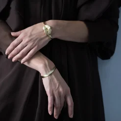 Pozłacana, klasyczna, sztywna bransoletka z kolekcji Body