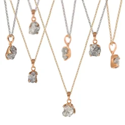 Pozłacany naszyjnik z nieoszlifowanym diamentem z kolekcji Verum