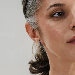 Srebrne kolczyki listki na sztyft z kolekcji Bery