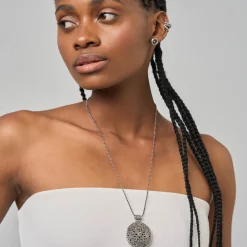 Srebrny naszyjnik z ozdobną zawieszką i ametystem z kolekcji Duo