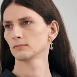 Wiszące, pozłacane kolczyki z meteorytem z kolekcji Meteoros