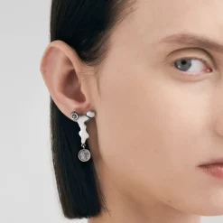 Wiszące, srebrne kolczyki z meteorytem z kolekcji Meteoros